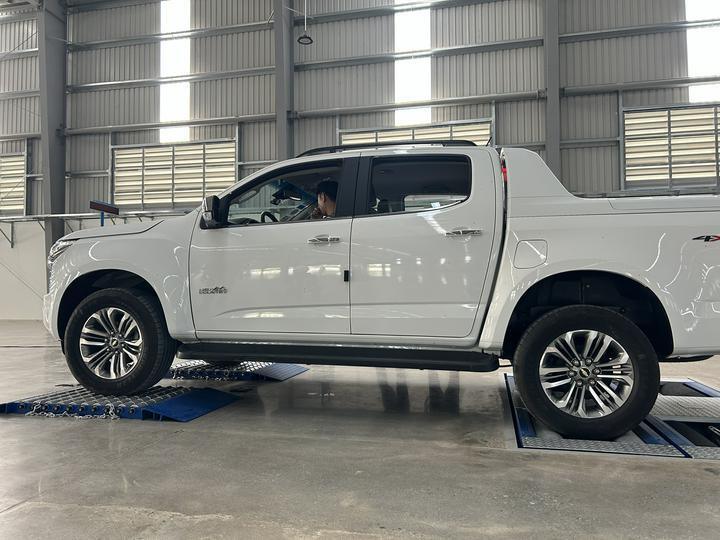 কার্টেসি ব্র্যান্ড CTGT-3-3C রোলার ট্রিনিটি ভেহিকেল টেস্ট লাইন রোলার ব্রেক টেস্টার সহ এক্সেল লোড সিঙ্গেল প্লেট সাইড স্লিপ টেস্টার হালকা যানবাহনের জন্য