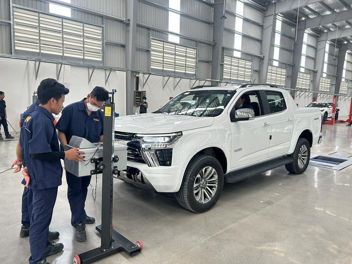 কার্টেসি ব্র্যান্ড CTGT-3-3C রোলার ট্রিনিটি ভেহিকেল টেস্ট লাইন রোলার ব্রেক টেস্টার সহ এক্সেল লোড সিঙ্গেল প্লেট সাইড স্লিপ টেস্টার হালকা যানবাহনের জন্য