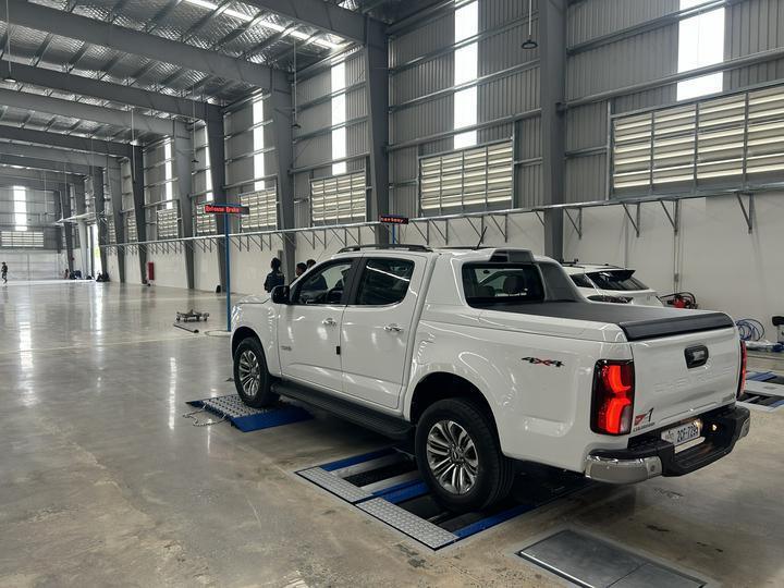 কার্টেসি ব্র্যান্ড CTGT-3-3C রোলার ট্রিনিটি ভেহিকেল টেস্ট লাইন রোলার ব্রেক টেস্টার সহ এক্সেল লোড সিঙ্গেল প্লেট সাইড স্লিপ টেস্টার হালকা যানবাহনের জন্য